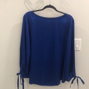 Banana Republic blue blouse